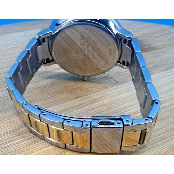 Skagen Ditte Silver Dial Two-tone Stainless Steel Ladies Watch SKW2339 Needs Bat - Picture 6 of 7